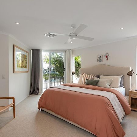 Andari Holiday Apartments Sunshine Beach Exterior photo