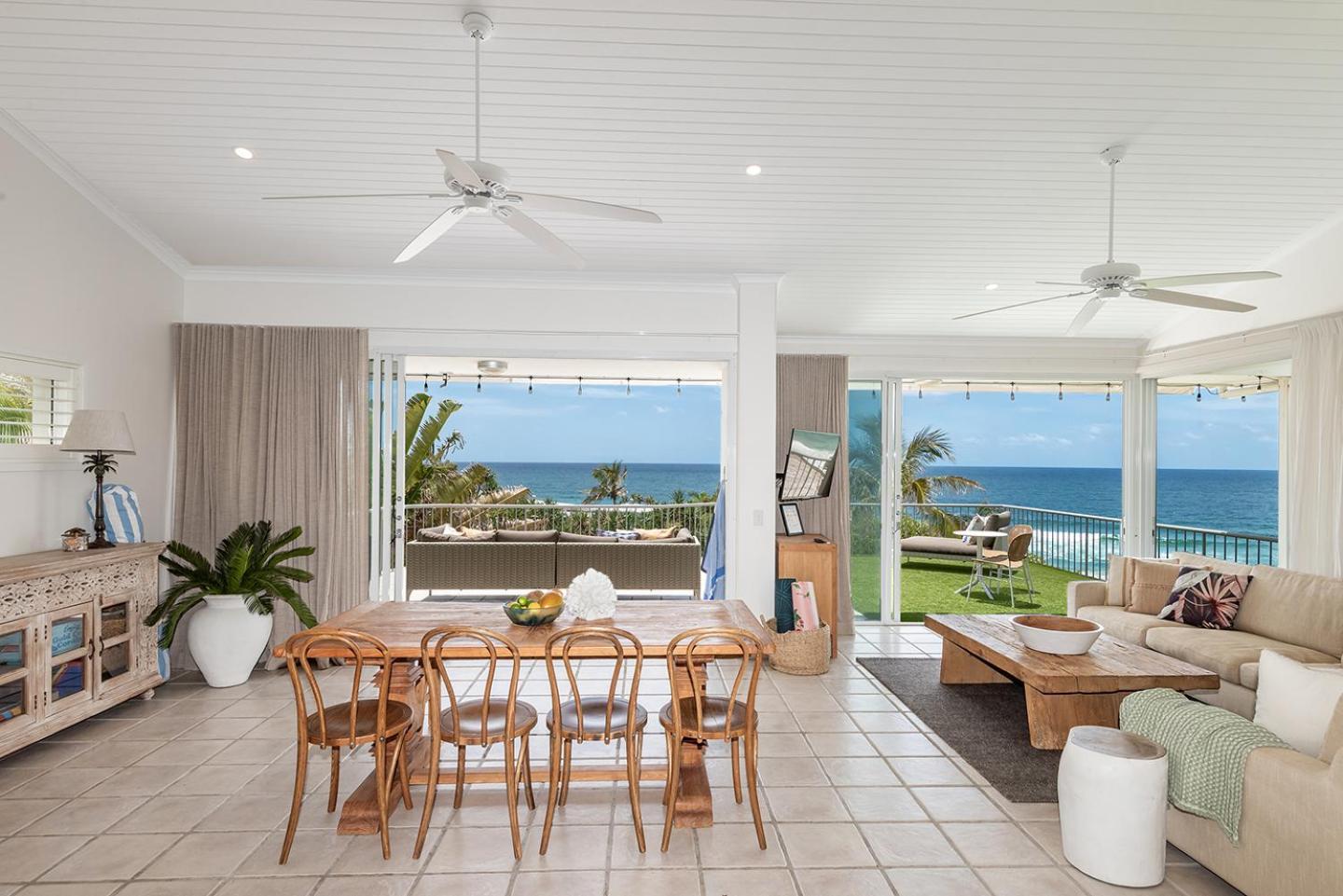 Andari Holiday Apartments Sunshine Beach Exterior photo