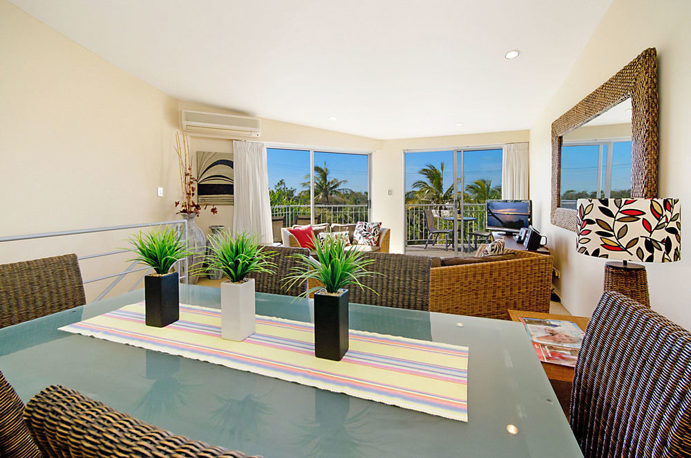 Andari Holiday Apartments Sunshine Beach Exterior photo
